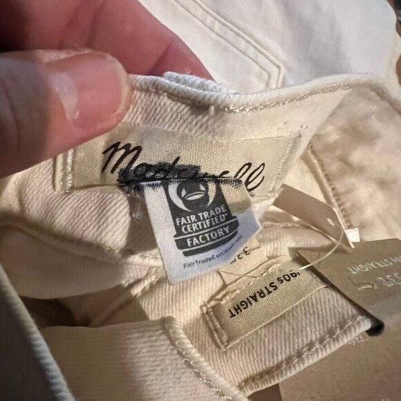 Sold - Picture 4 of 8